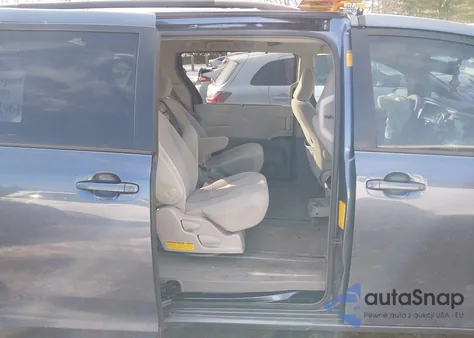 2014 Toyota Sienna Le V6 8 Passenger из США, поврежденный, VIN 5TDKK3DC4ES490584